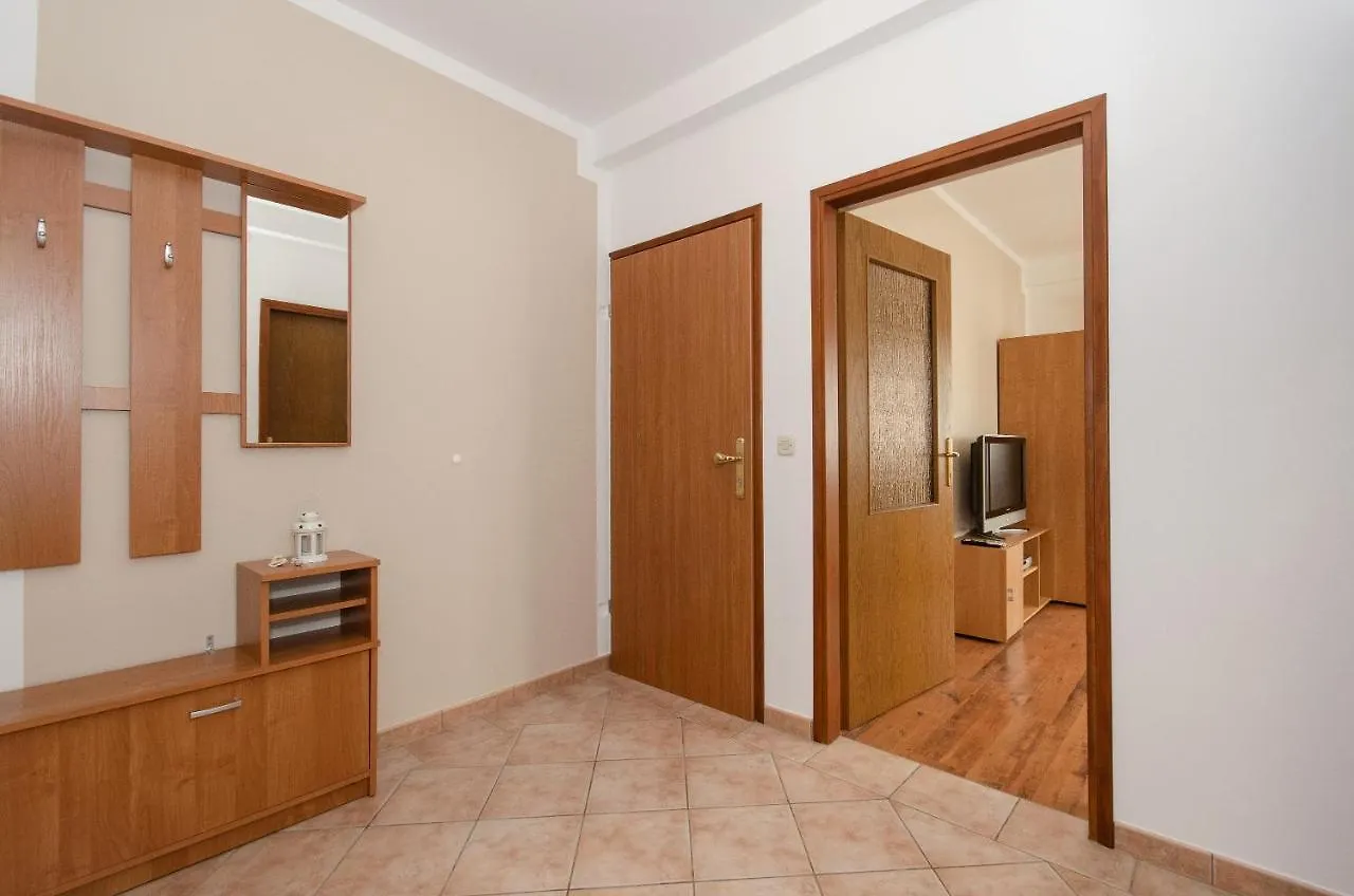 Apartments Villa Amfora Rovinj 0*,