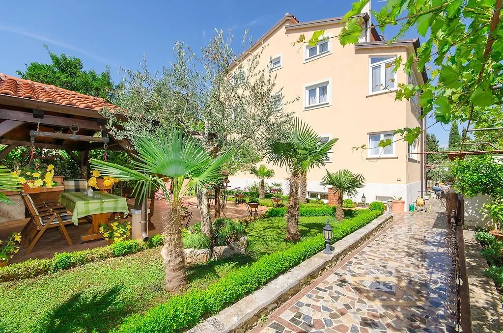 Apartments Villa Amfora Rovinj