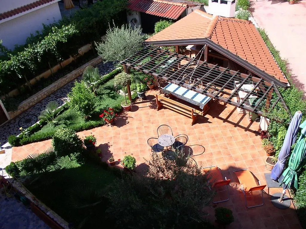 Apartments Villa Amfora Rovinj