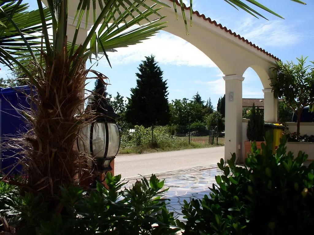 Apartments Villa Amfora Rovinj 0*,