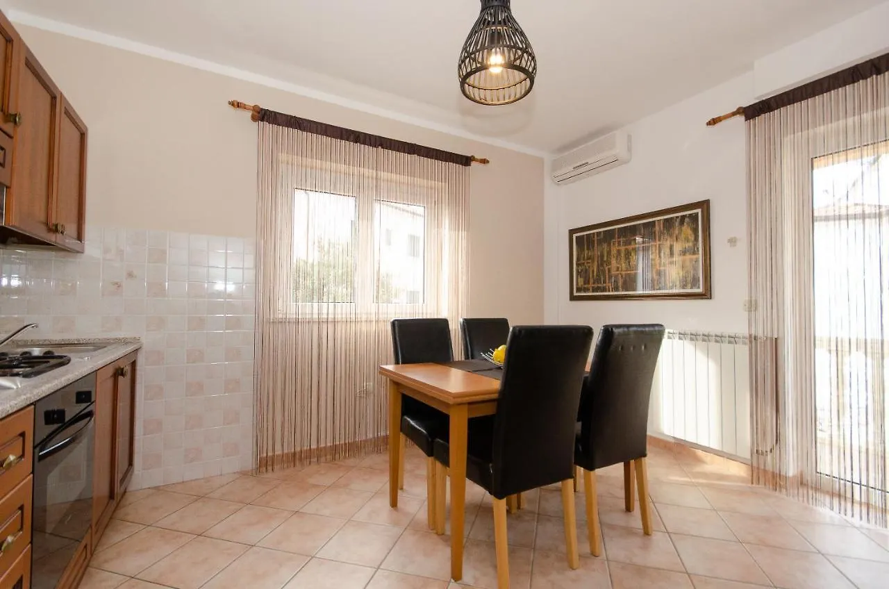 Apartments Villa Amfora Rovigno