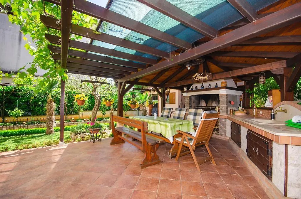 Apartments Villa Amfora Rovigno
