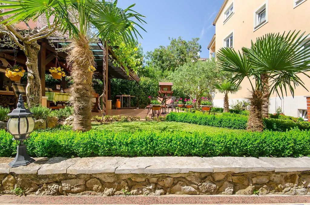 Apartments Villa Amfora Rovigno