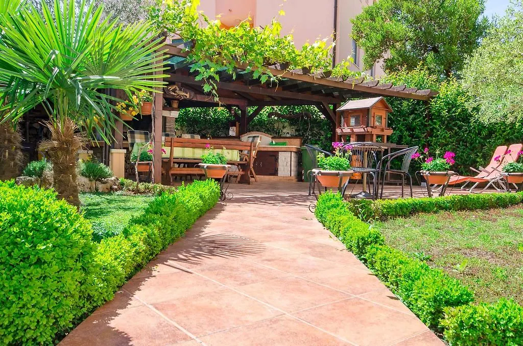 Apartments Villa Amfora Rovigno