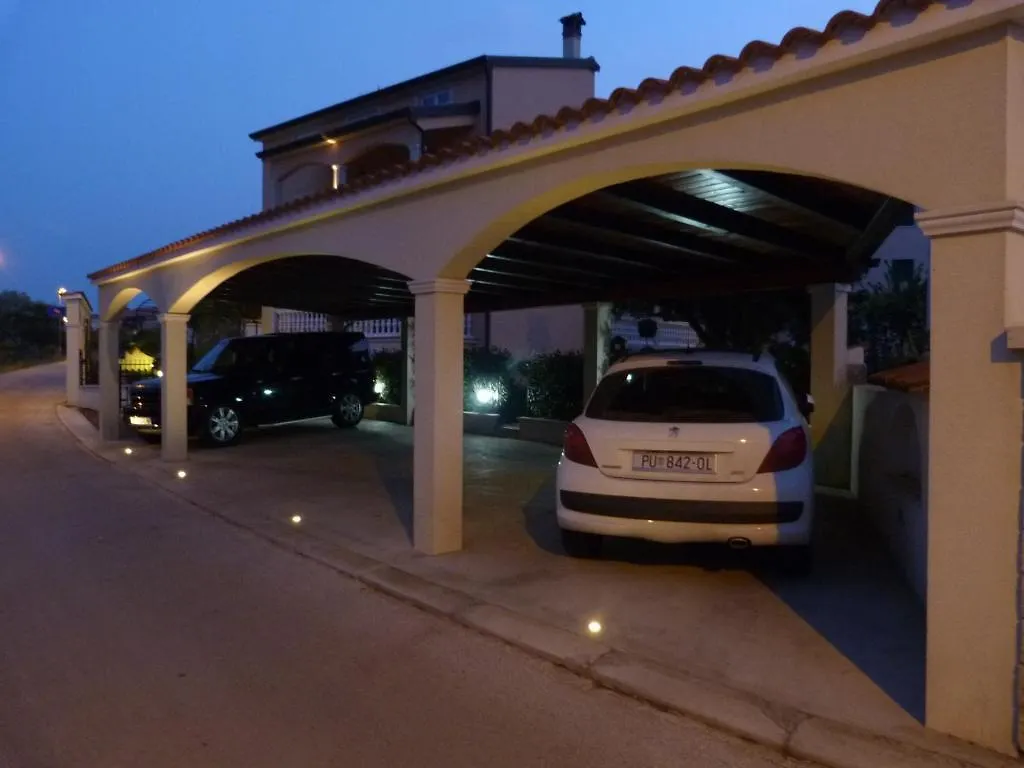 Apartments Villa Amfora Rovigno