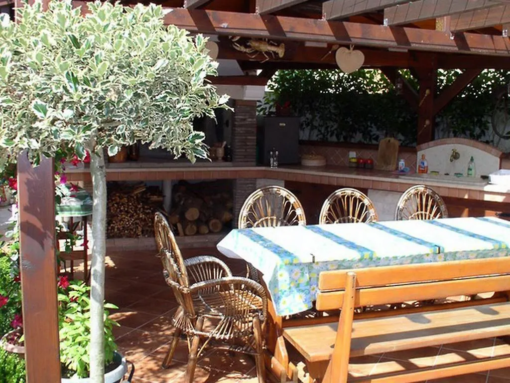 Apartments Villa Amfora Rovigno 0*,  Croazia