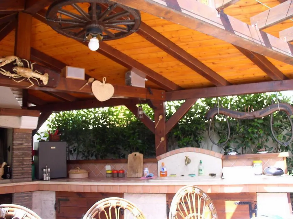 Apartments Villa Amfora Rovigno 0*,  Croazia